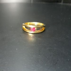 Natural Floating Ruby Ring: Unisex G10